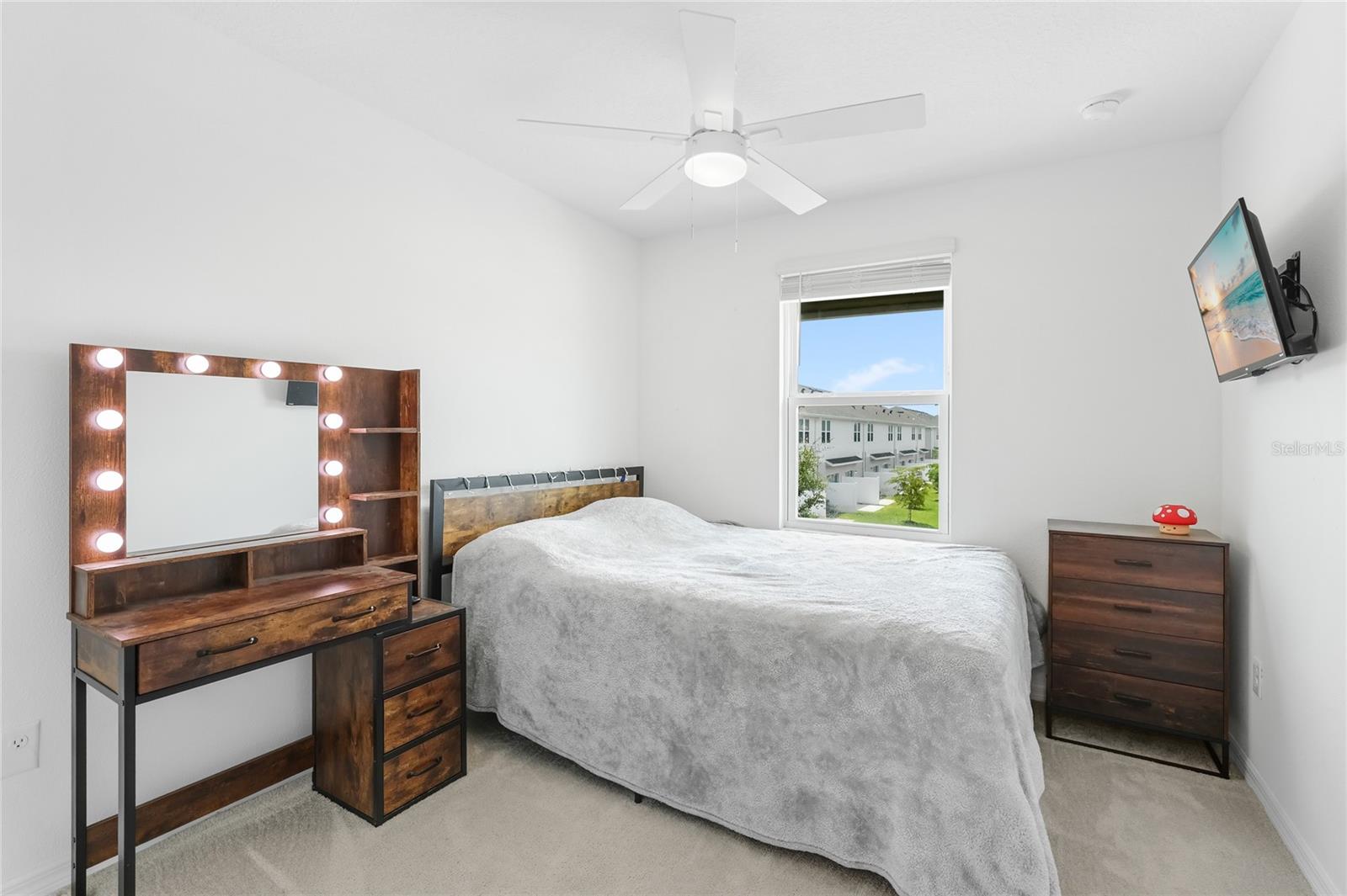 15067 Ginetti St Property Photo 27