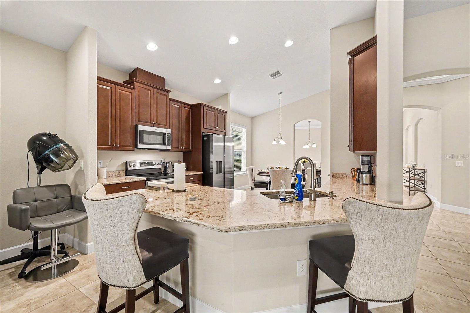 7907 Silver Clover Ct Property Photo 4