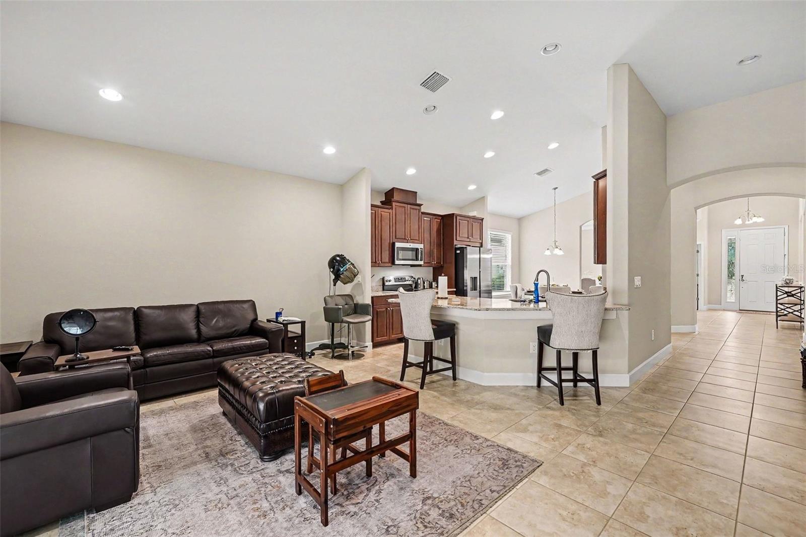 7907 Silver Clover Ct Property Photo 5