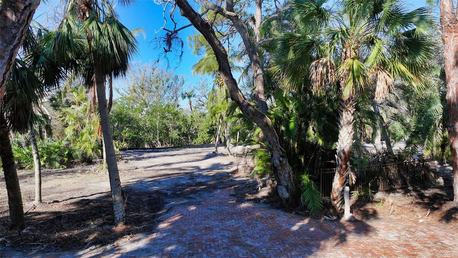 7340 Pine Needle Rd Property Photo 8