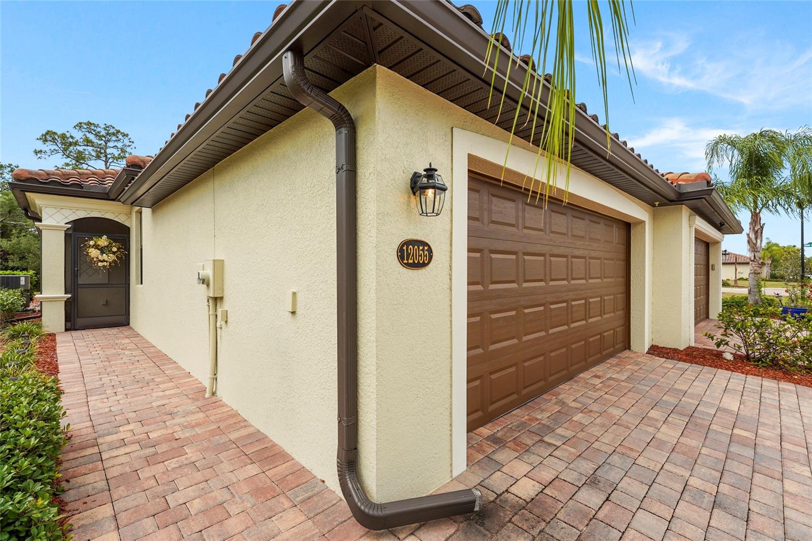 12055 Amica Loop Property Photo 7