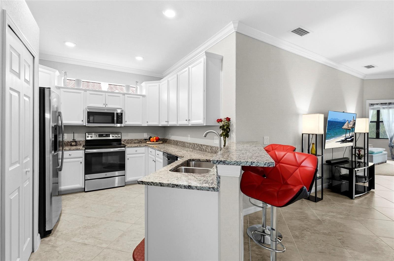 12055 Amica Loop Property Photo 15