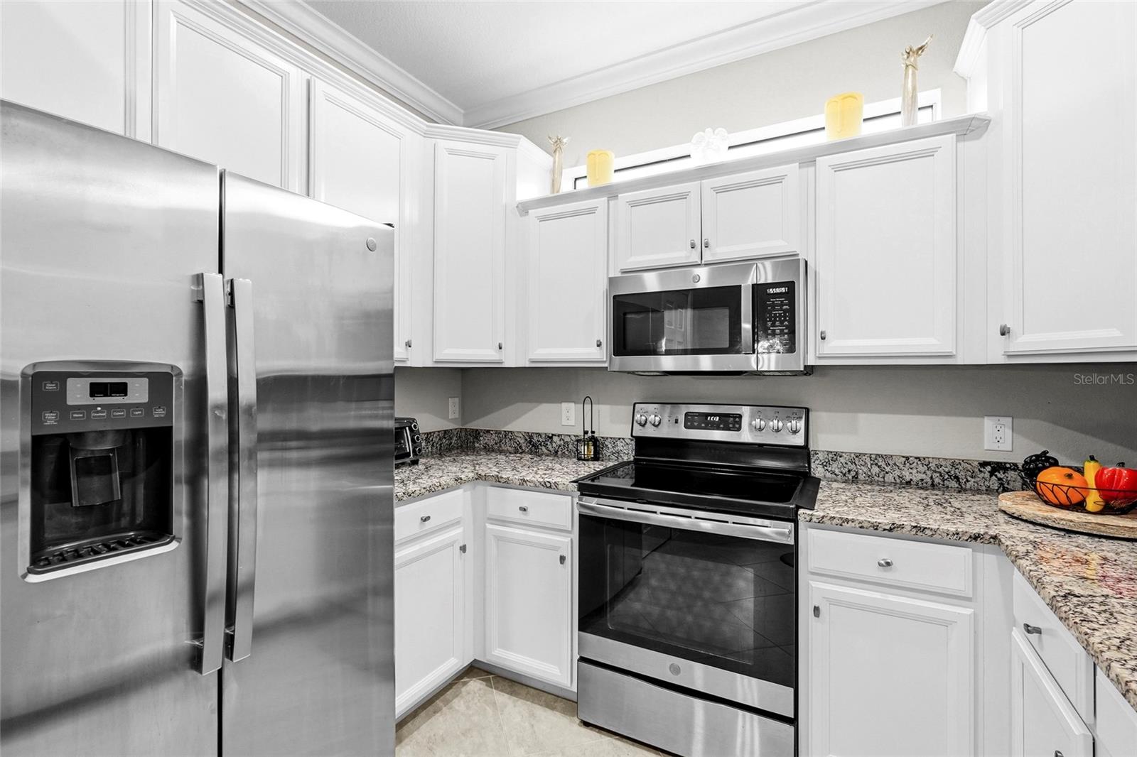 12055 Amica Loop Property Photo 17