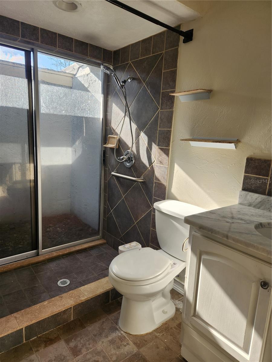 749 N Jefferson Ave #749 Property Photo 13