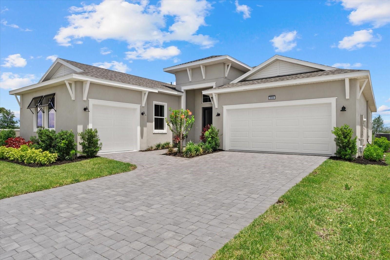 8668 Salmar Loop Property Photo 1