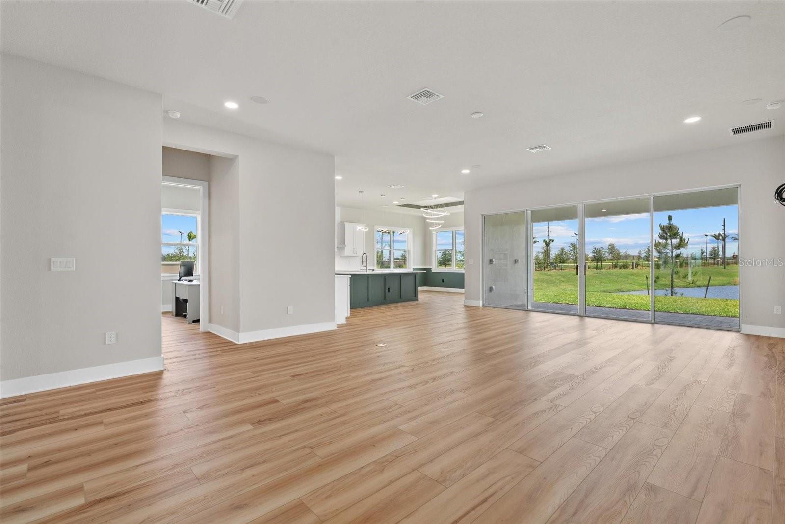 8668 Salmar Loop Property Photo 7