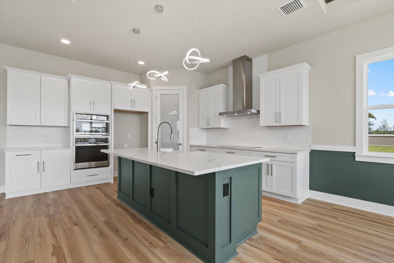 8668 Salmar Loop Property Photo 13