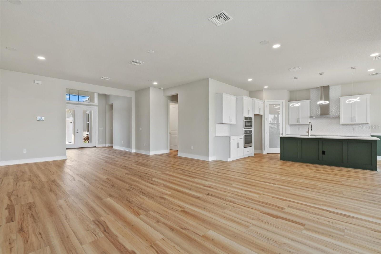 8668 Salmar Loop Property Photo 16
