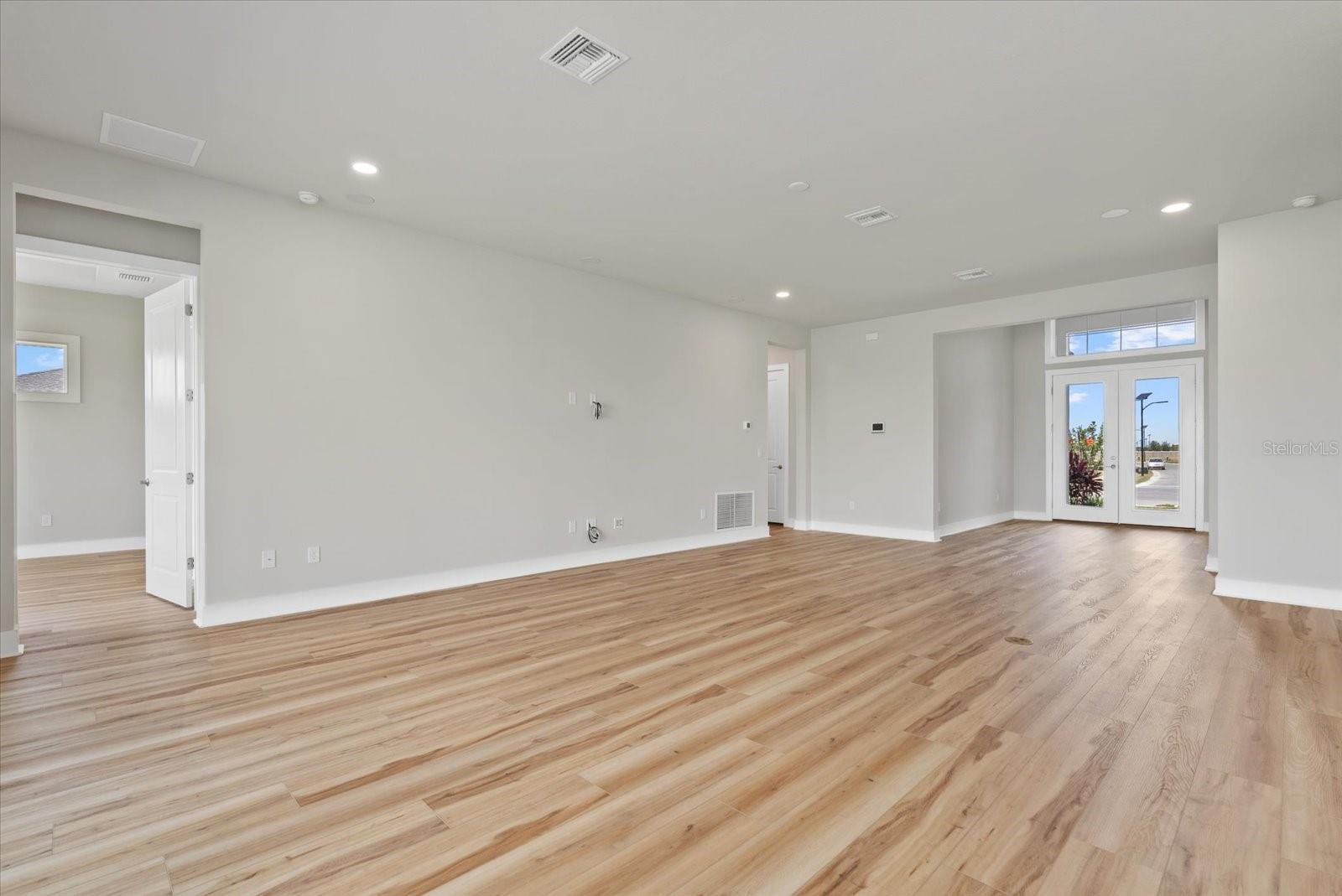 8668 Salmar Loop Property Photo 17