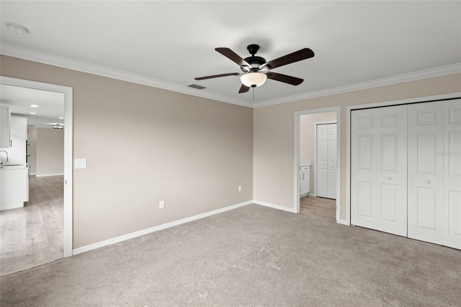 5050 Richmond Ter Property Photo 24