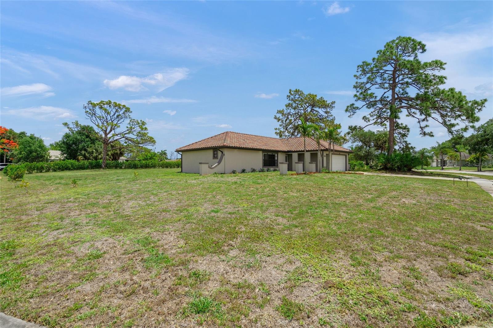5050 Richmond Ter Property Photo 34