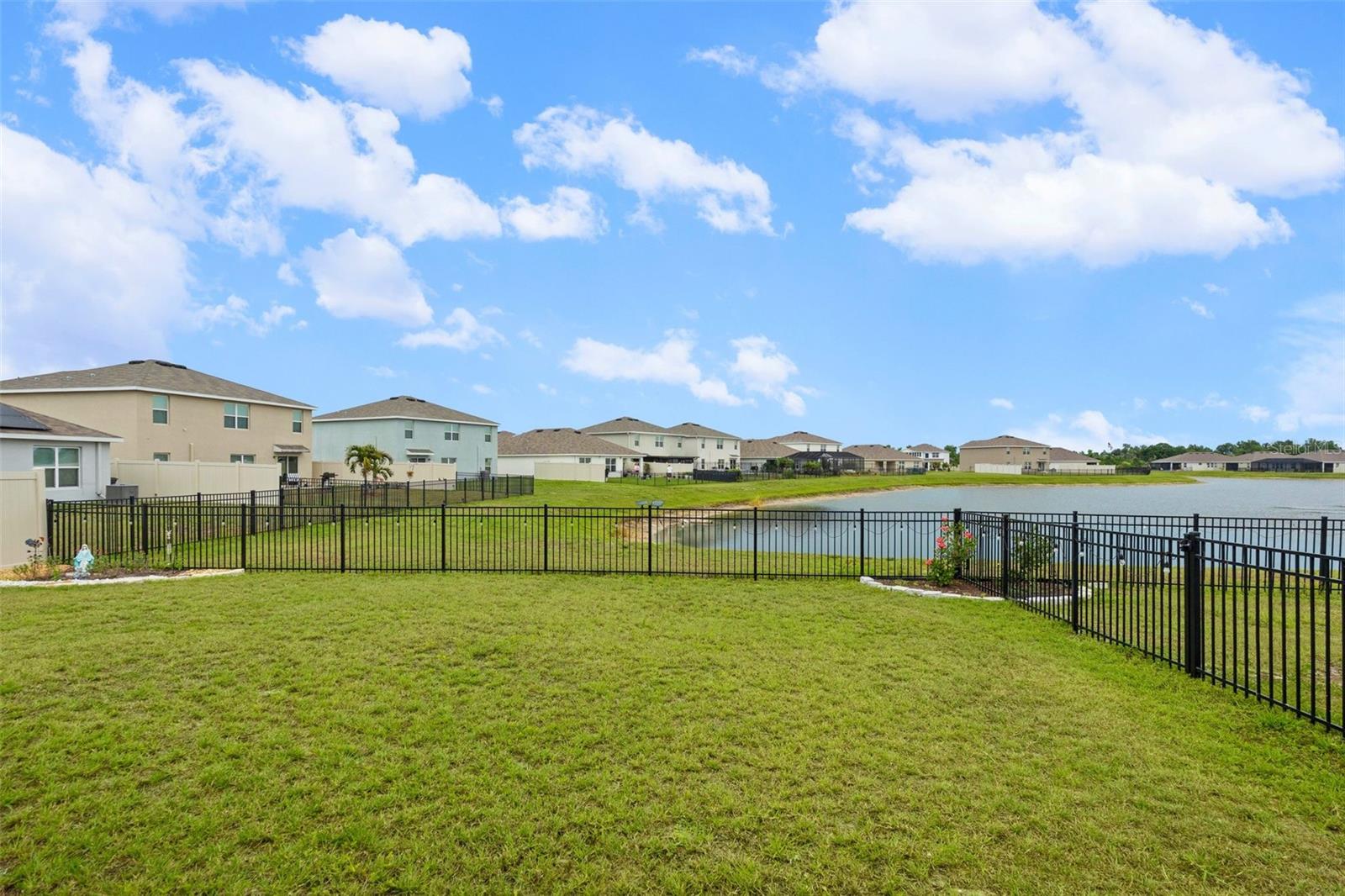 12210 Kingsley Trl Property Photo 2