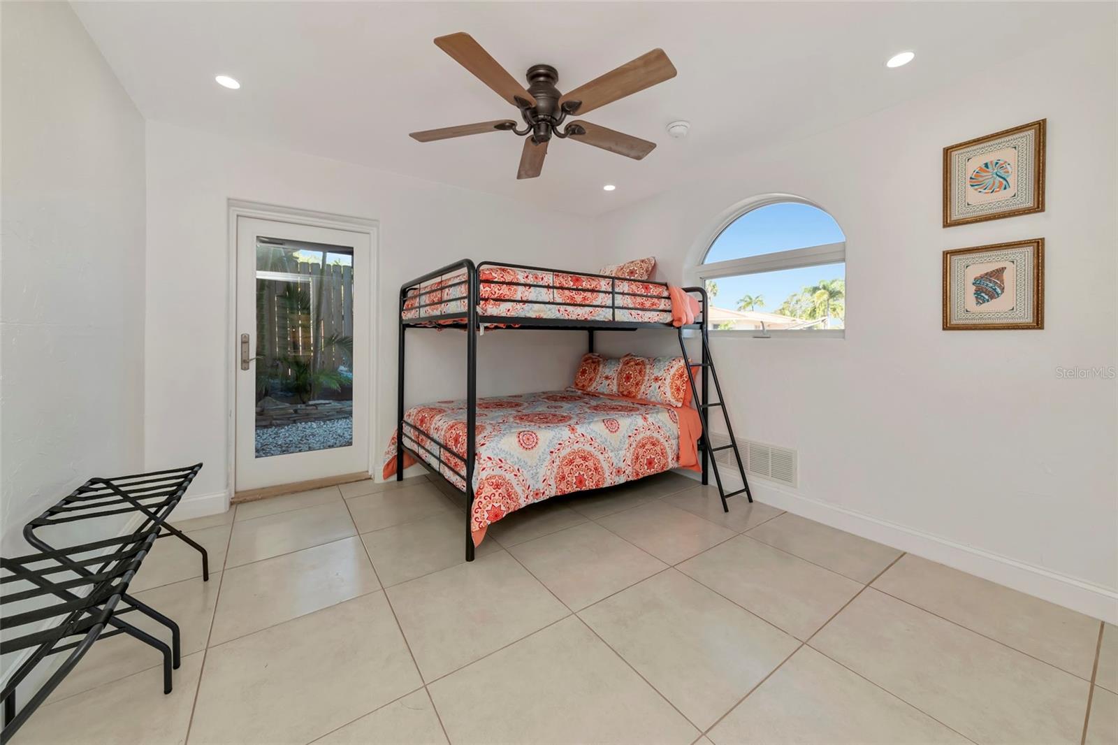 681 Avenida De Mayo Property Photo 28