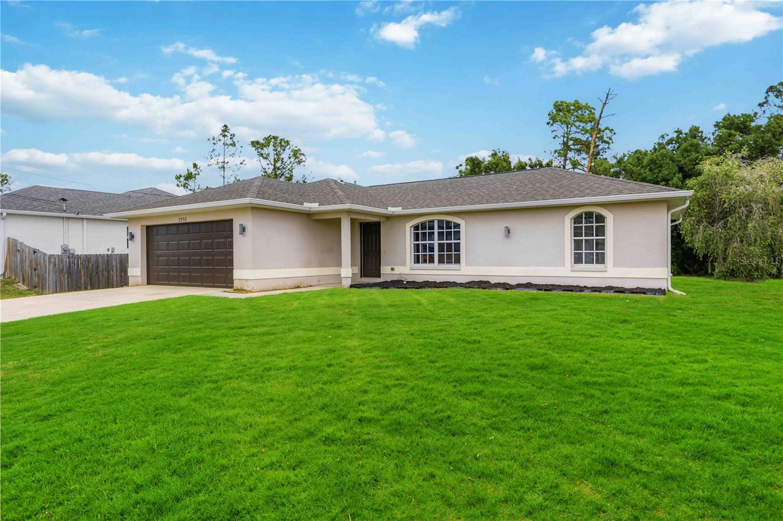 2260 Mistleto Ln Property Photo 1