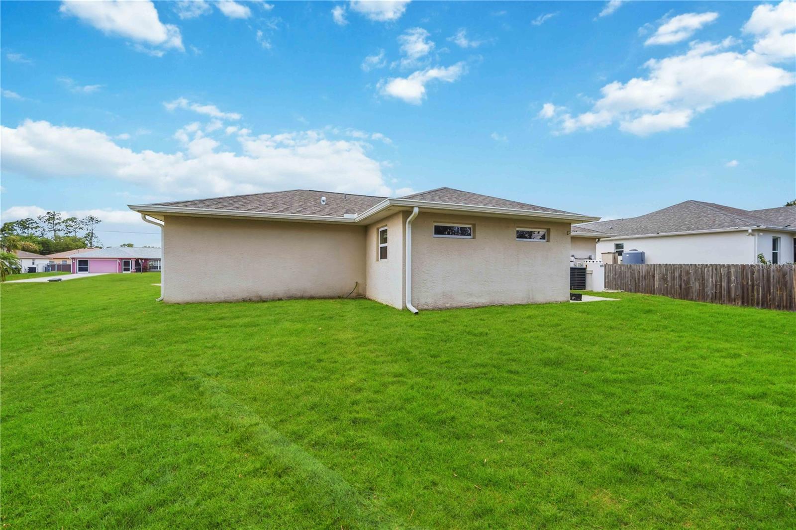 2260 Mistleto Ln Property Photo 2