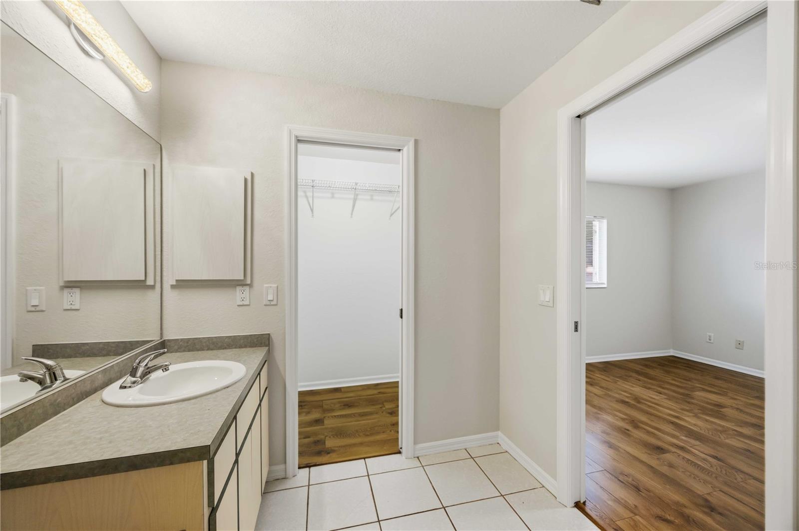 2260 Mistleto Ln Property Photo 17