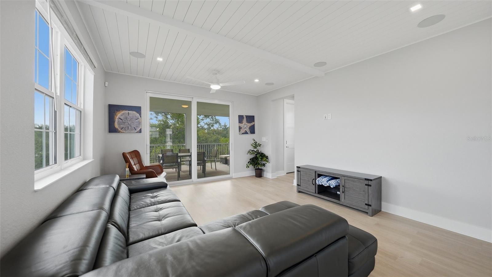 4207 Marina View Way Property Photo 8