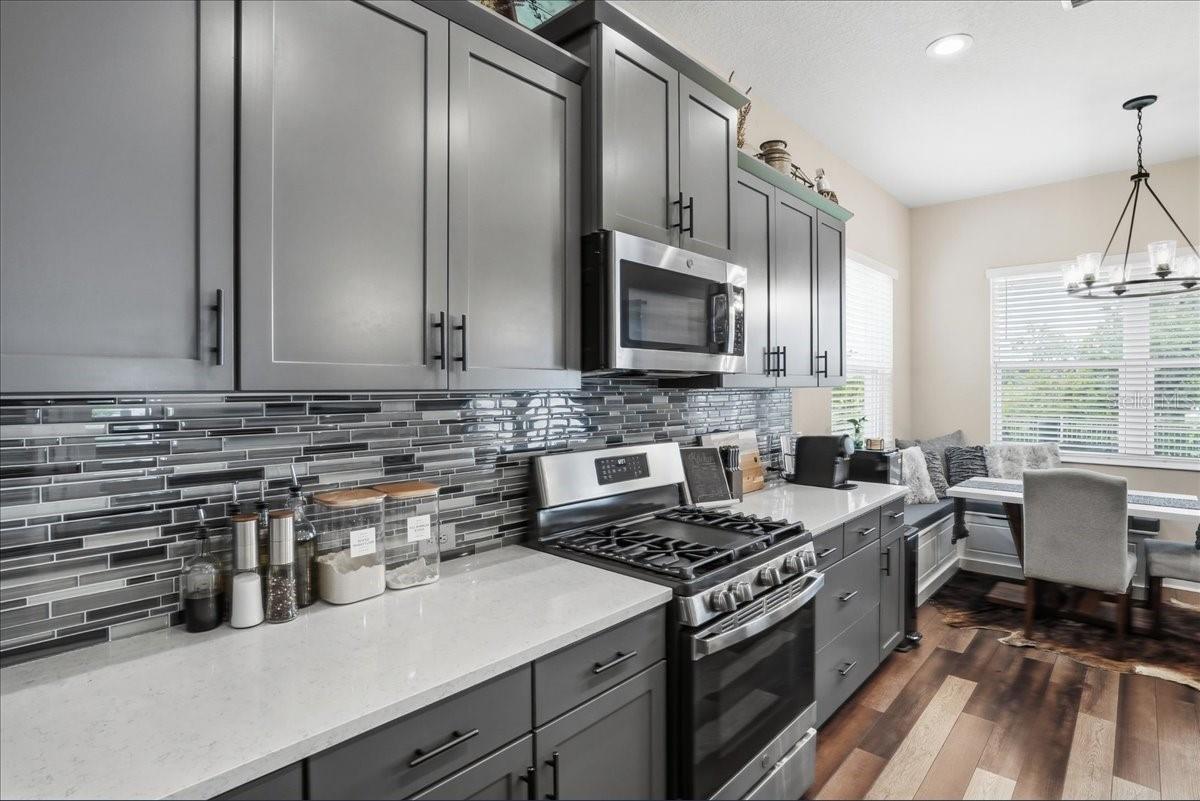 13712 Old Creek Ct Property Photo 17