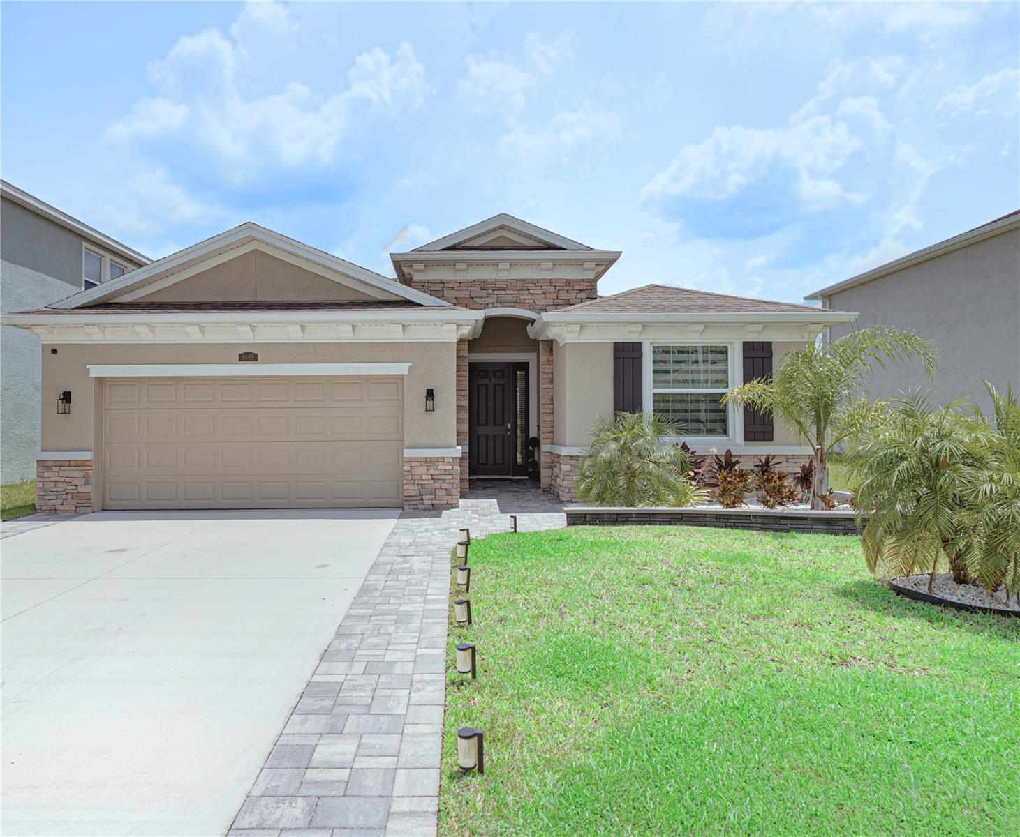 8469 Hardy Bay Loop Property Photo 1