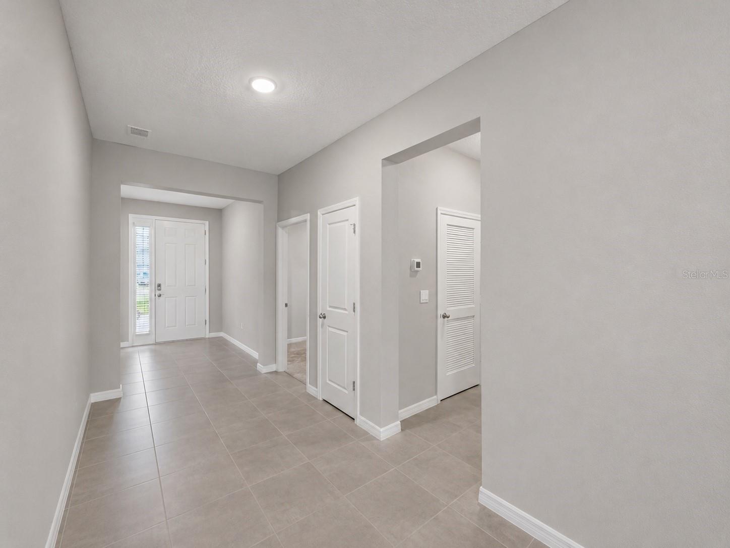 8469 Hardy Bay Loop Property Photo 11