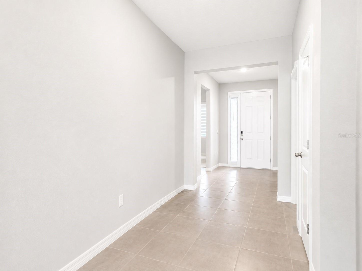 8469 Hardy Bay Loop Property Photo 13