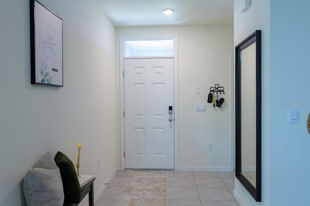17014 Blister Wing Dr Property Photo 3