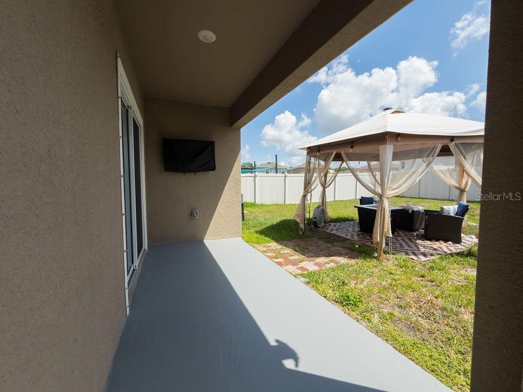 17014 Blister Wing Dr Property Photo 28