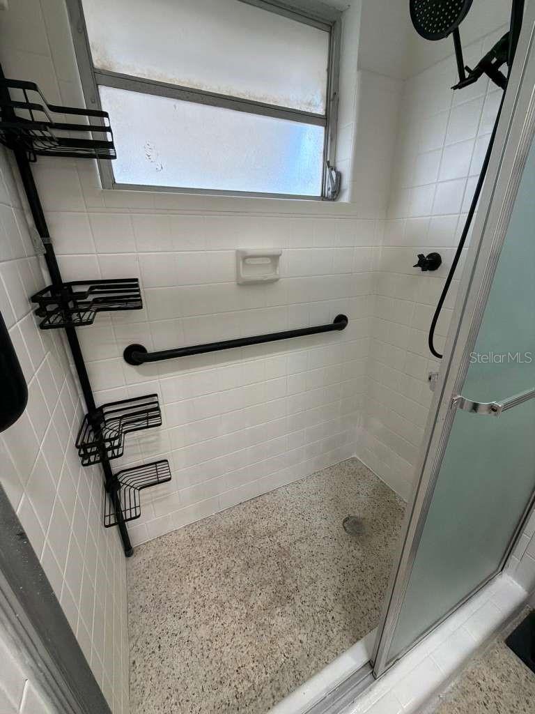 5004 Medalist Rd Property Photo 35