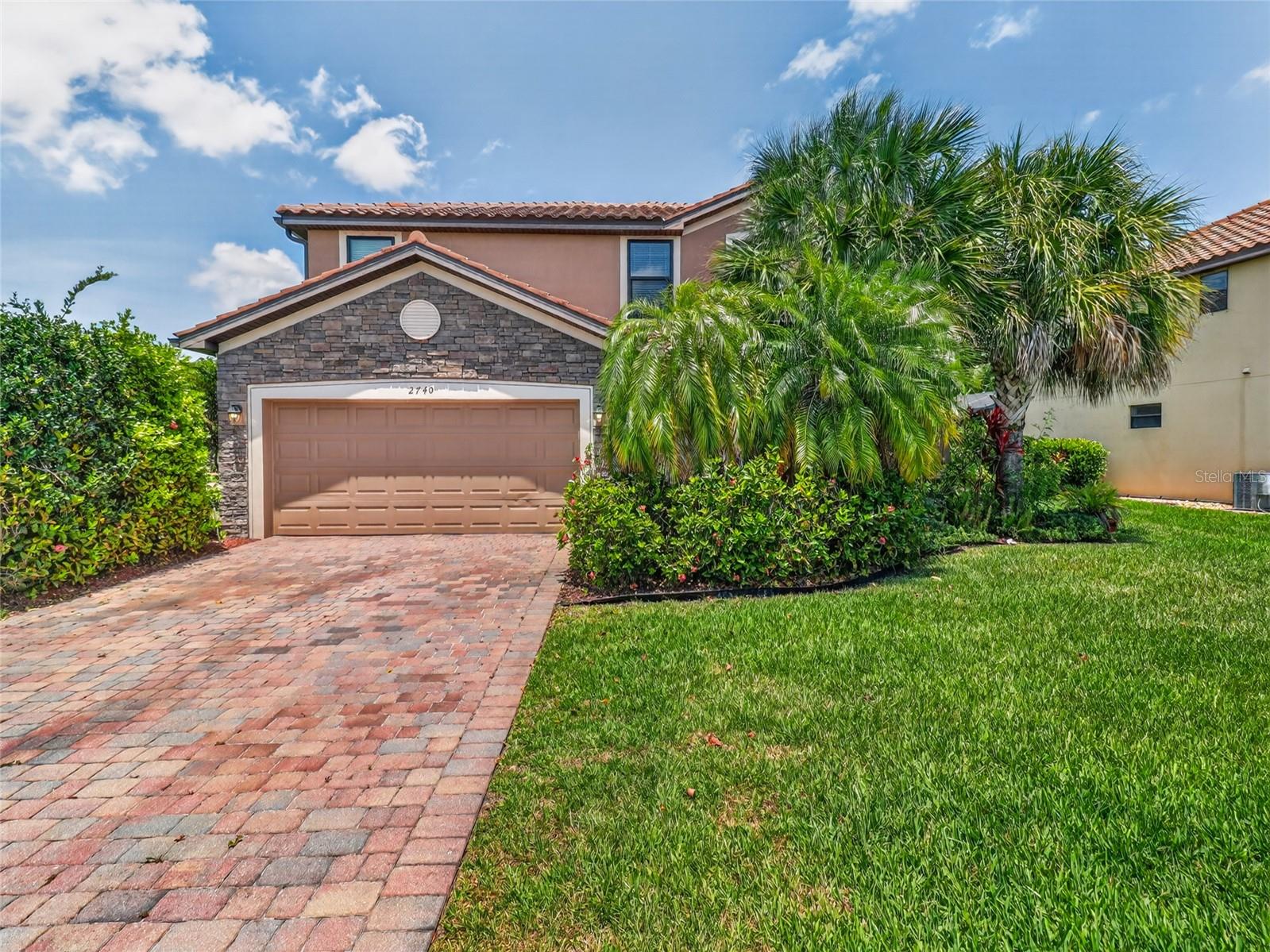 2740 Via Piazza Loop Property Photo 1