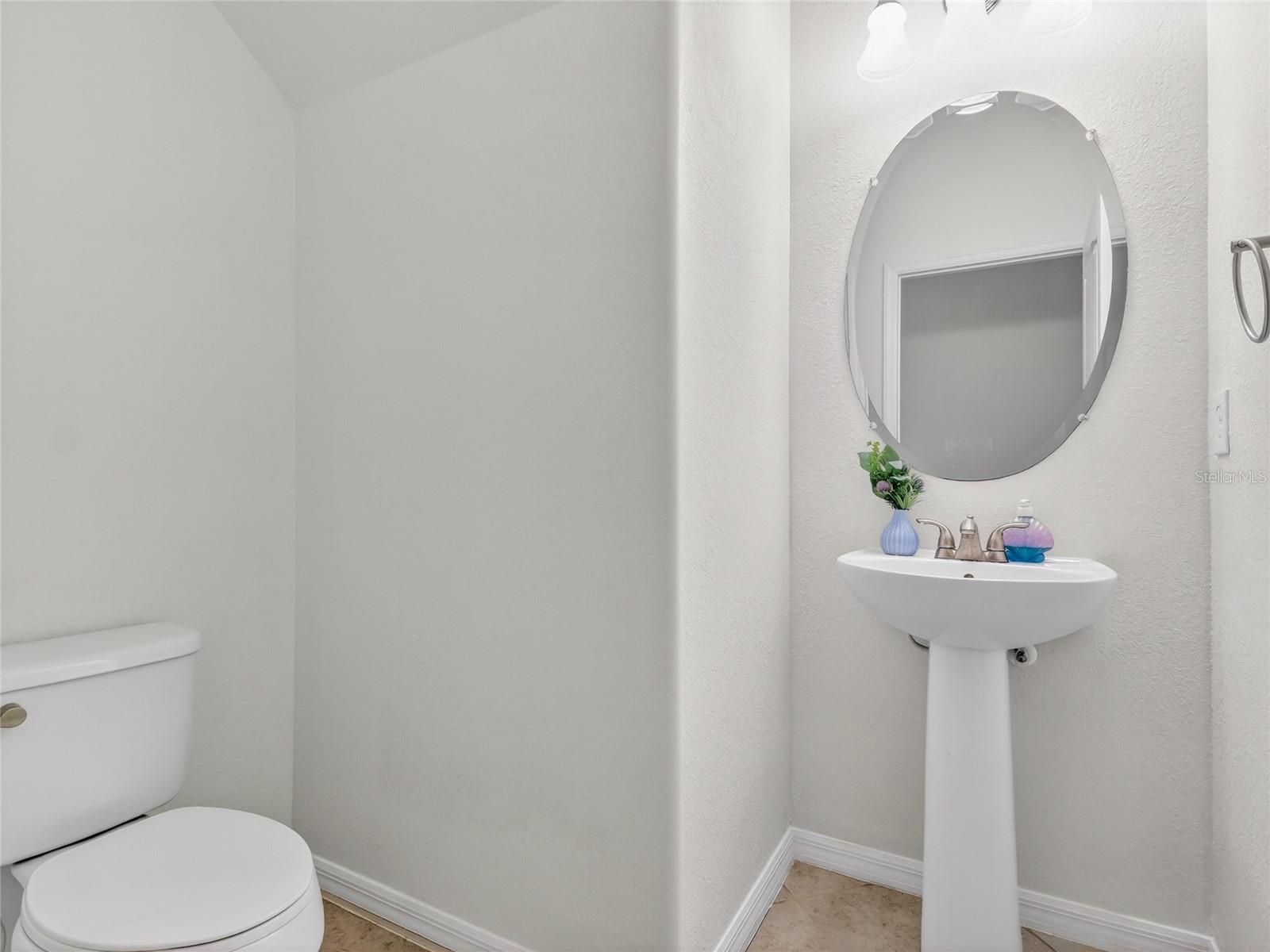 2740 Via Piazza Loop Property Photo 5