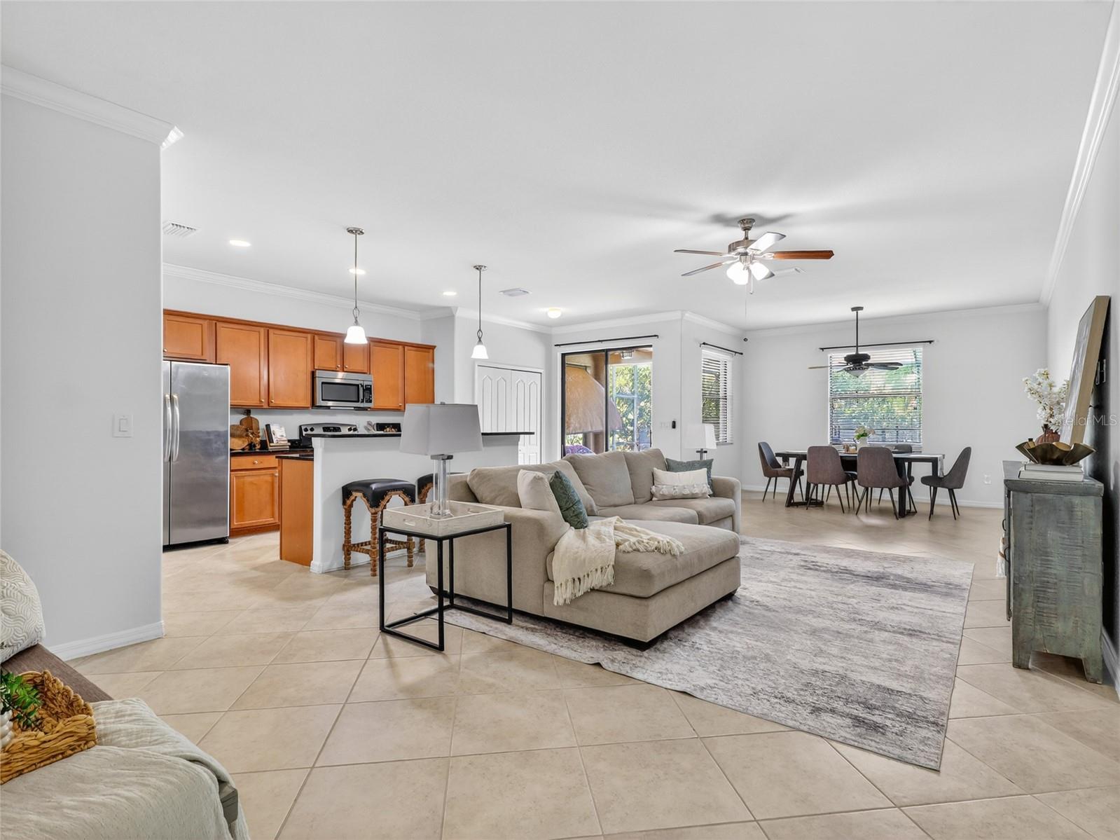 2740 Via Piazza Loop Property Photo 19