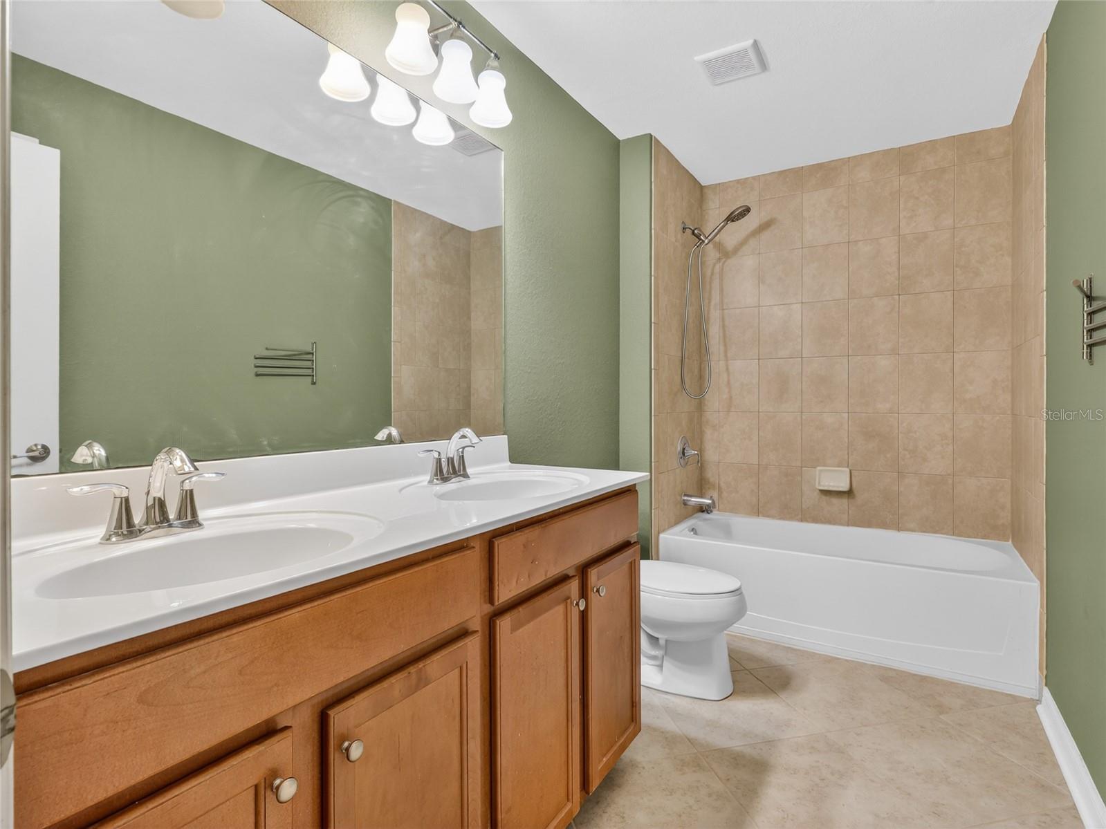 2740 Via Piazza Loop Property Photo 34
