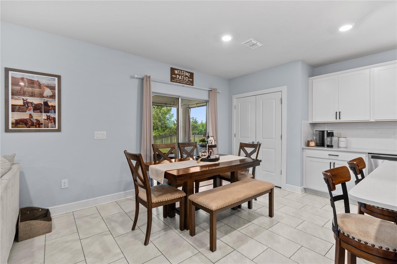 9109 Royal River Cir Property Photo 16