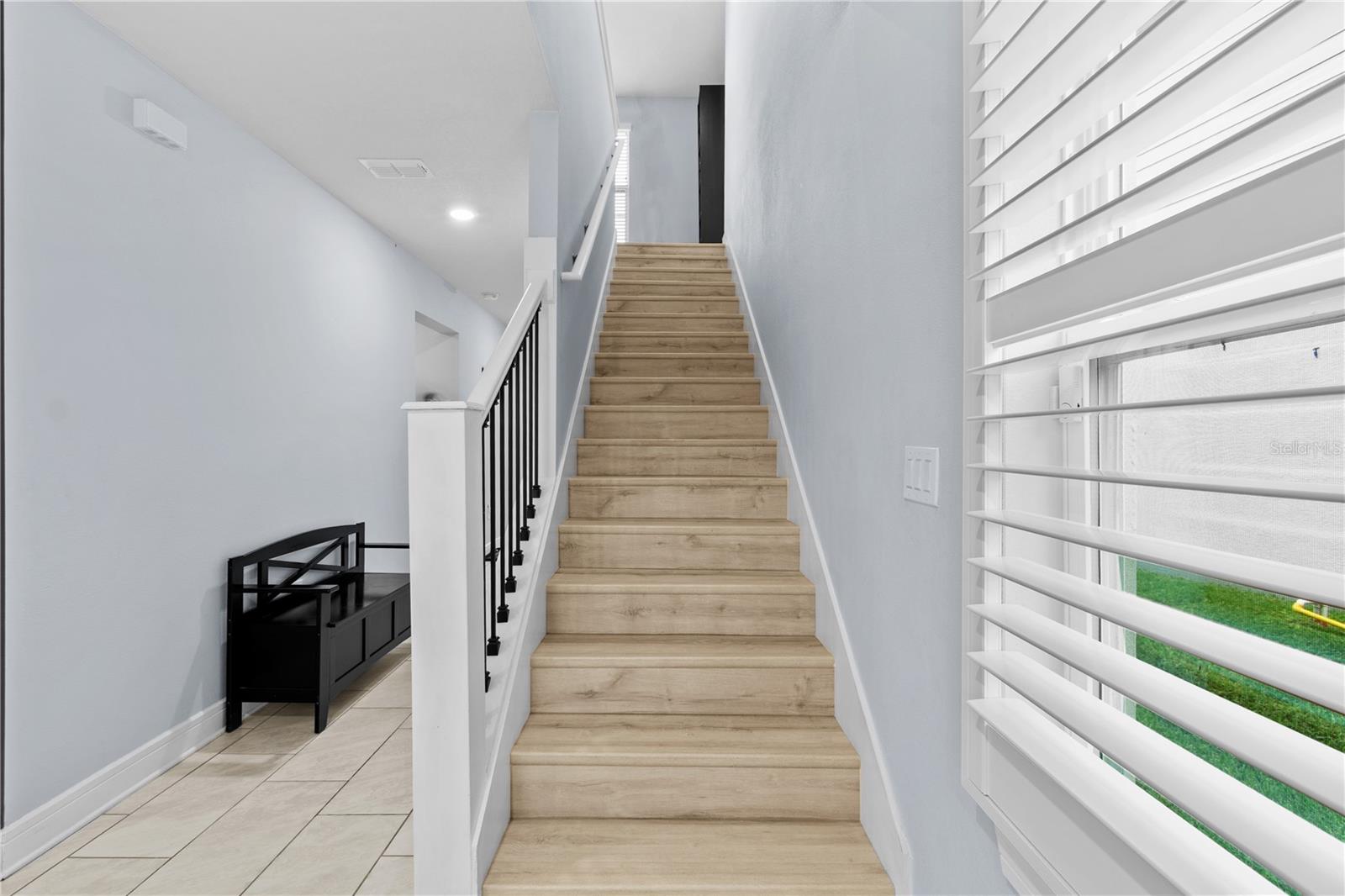 9109 Royal River Cir Property Photo 19