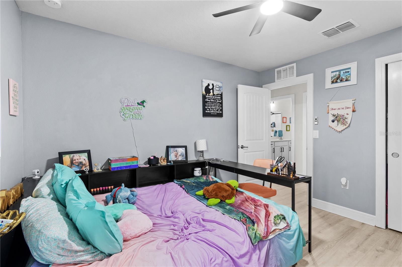 9109 Royal River Cir Property Photo 31