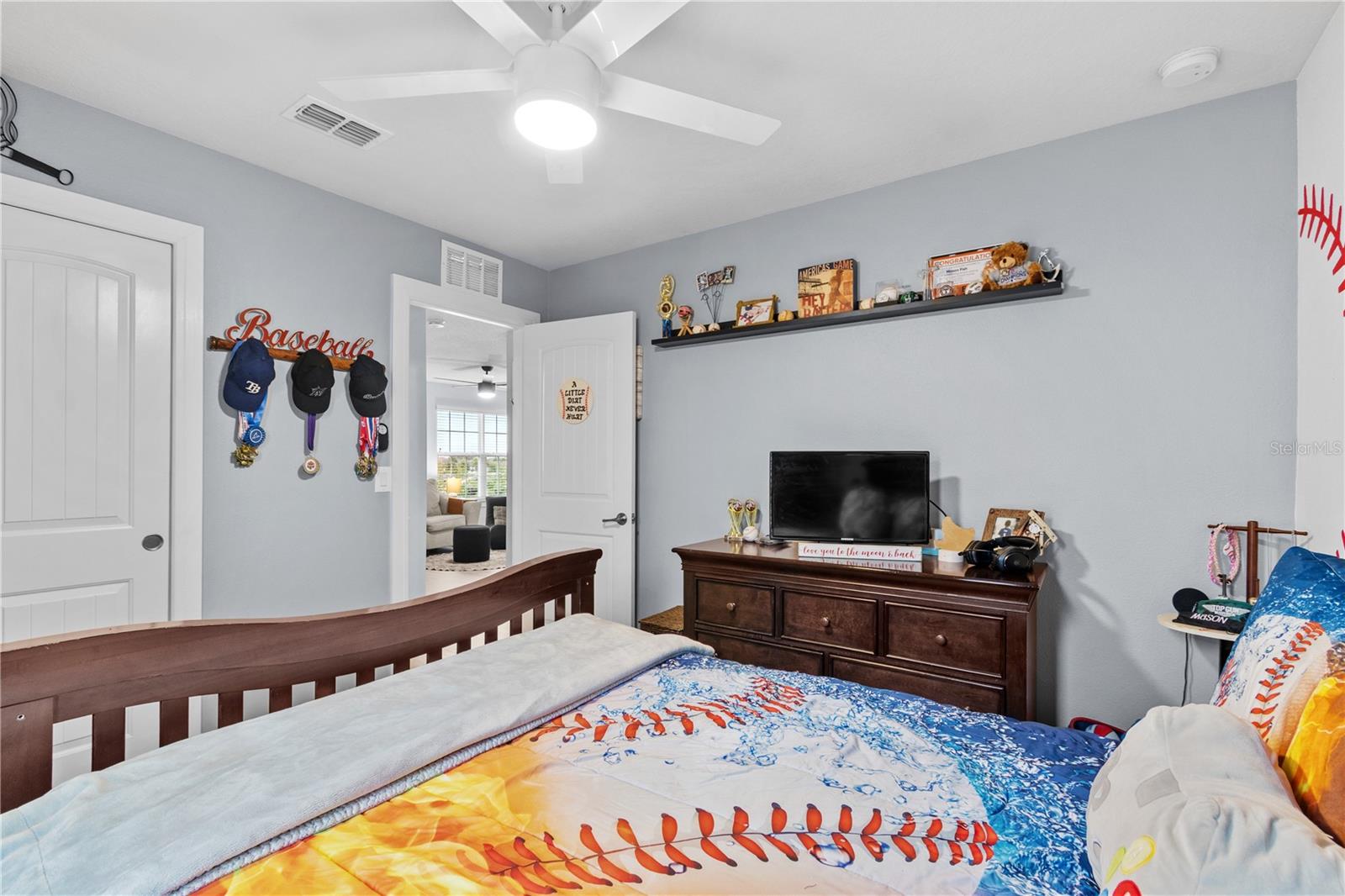 9109 Royal River Cir Property Photo 33