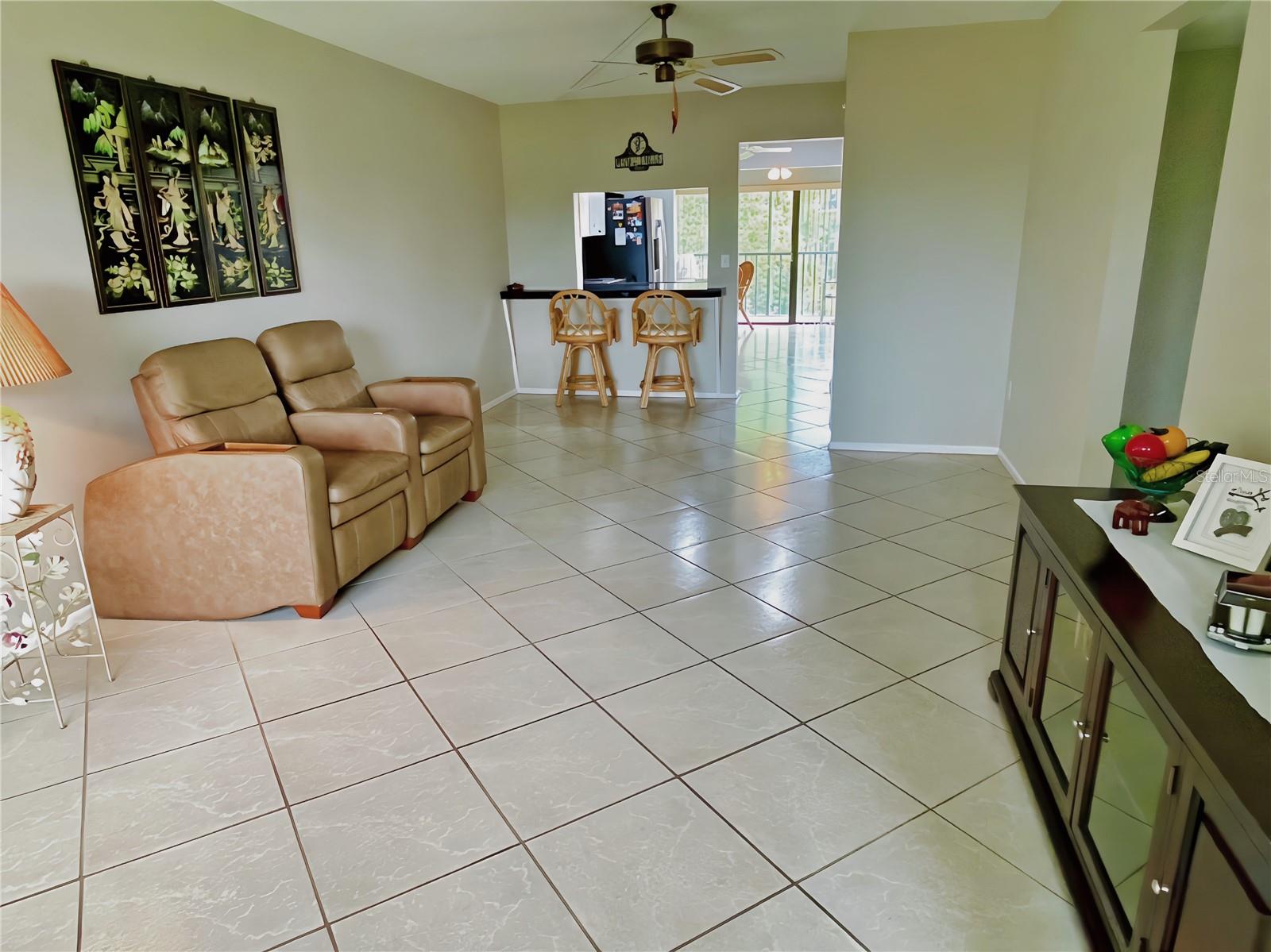 305 30th Ave W #a307 Property Photo 4