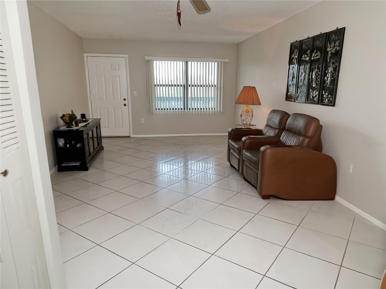 305 30th Ave W #a307 Property Photo 5