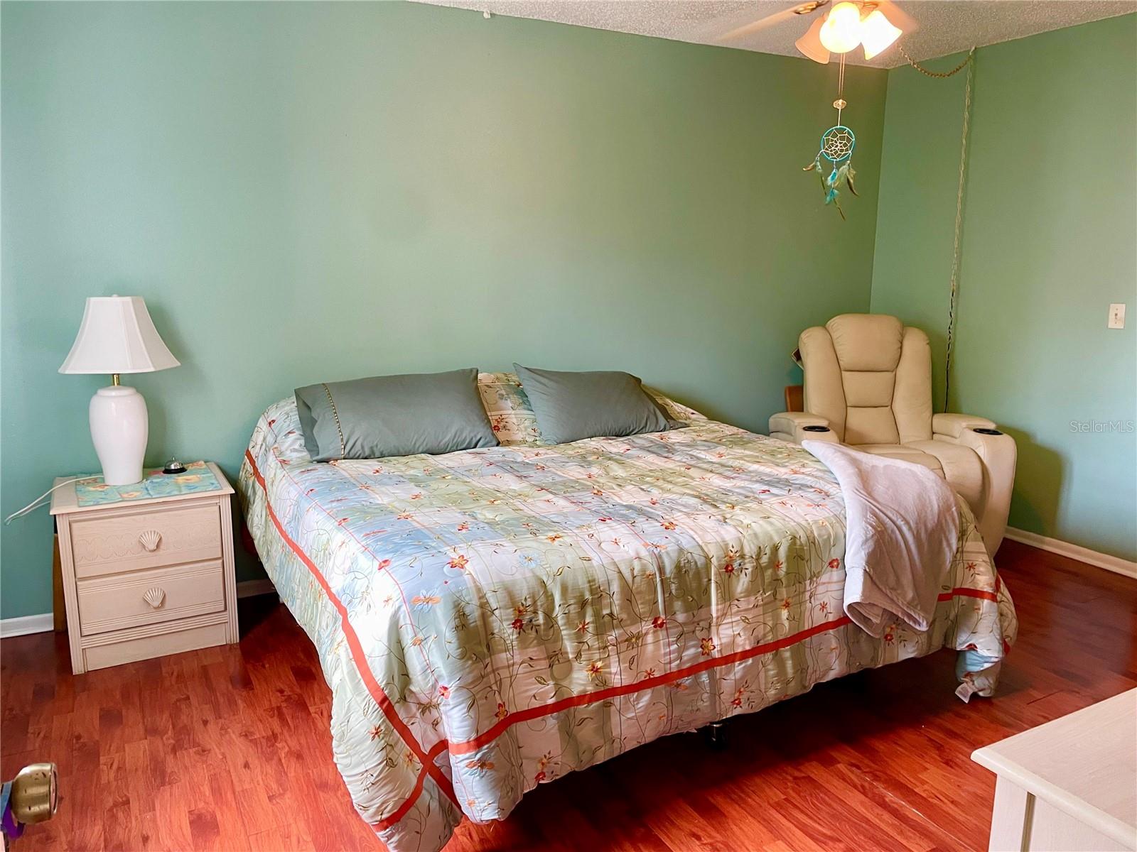 305 30th Ave W #a307 Property Photo 7