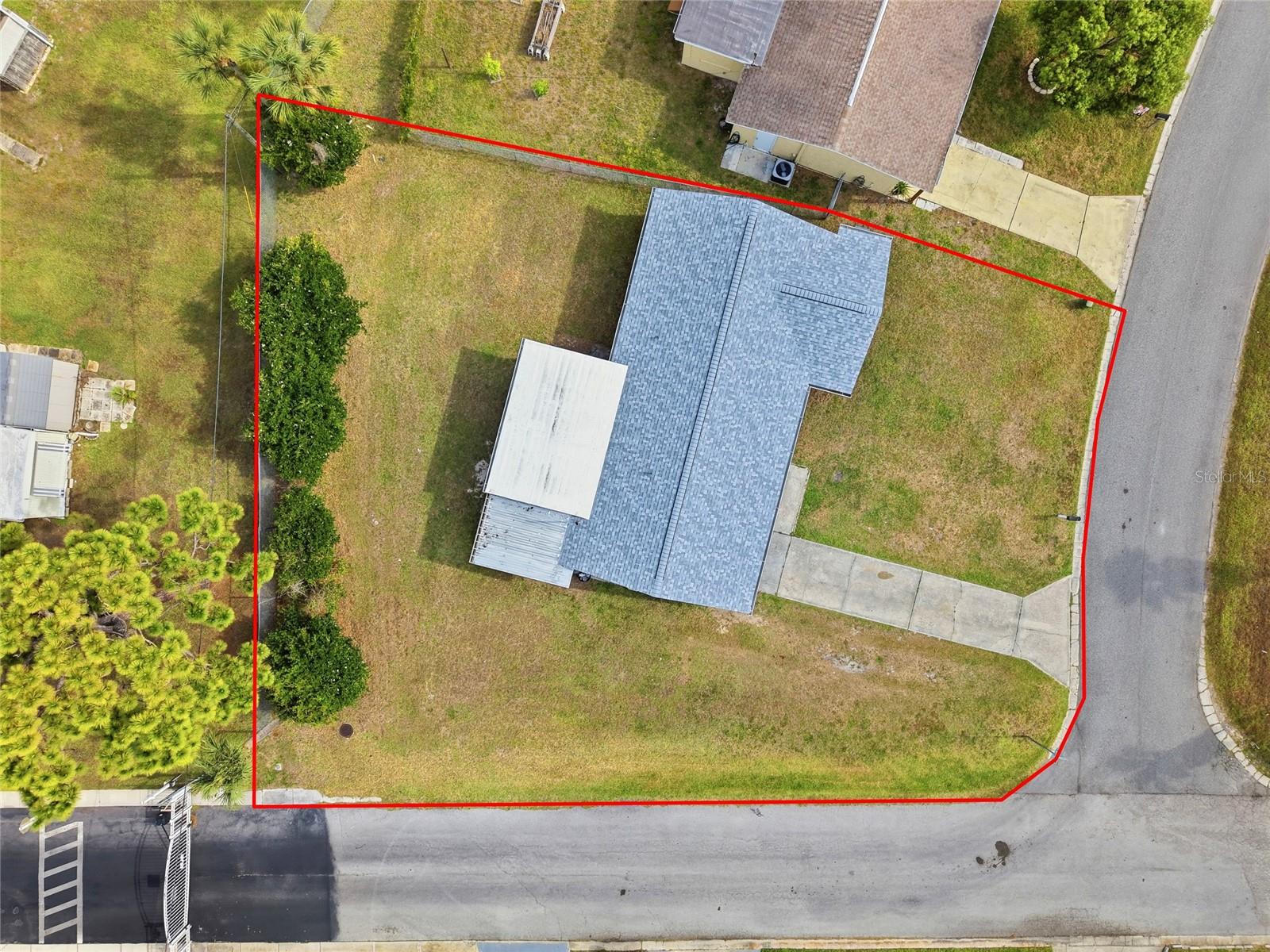 10737 Fillmore Ave Property Photo 4