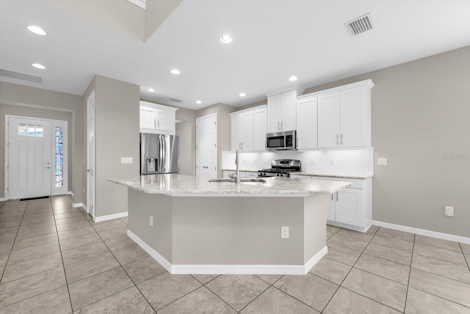5633 Maidenstone Way Property Photo 14