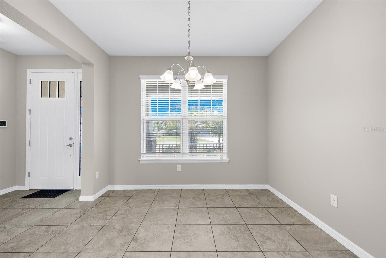 5633 Maidenstone Way Property Photo 27