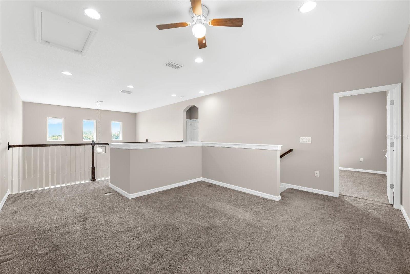 5633 Maidenstone Way Property Photo 40