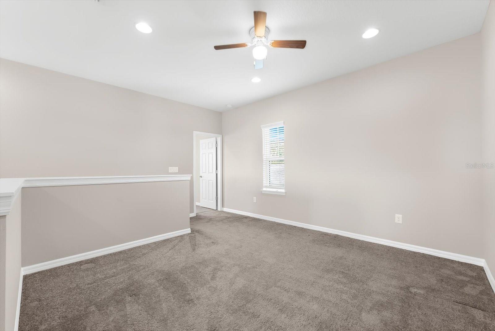 5633 Maidenstone Way Property Photo 42