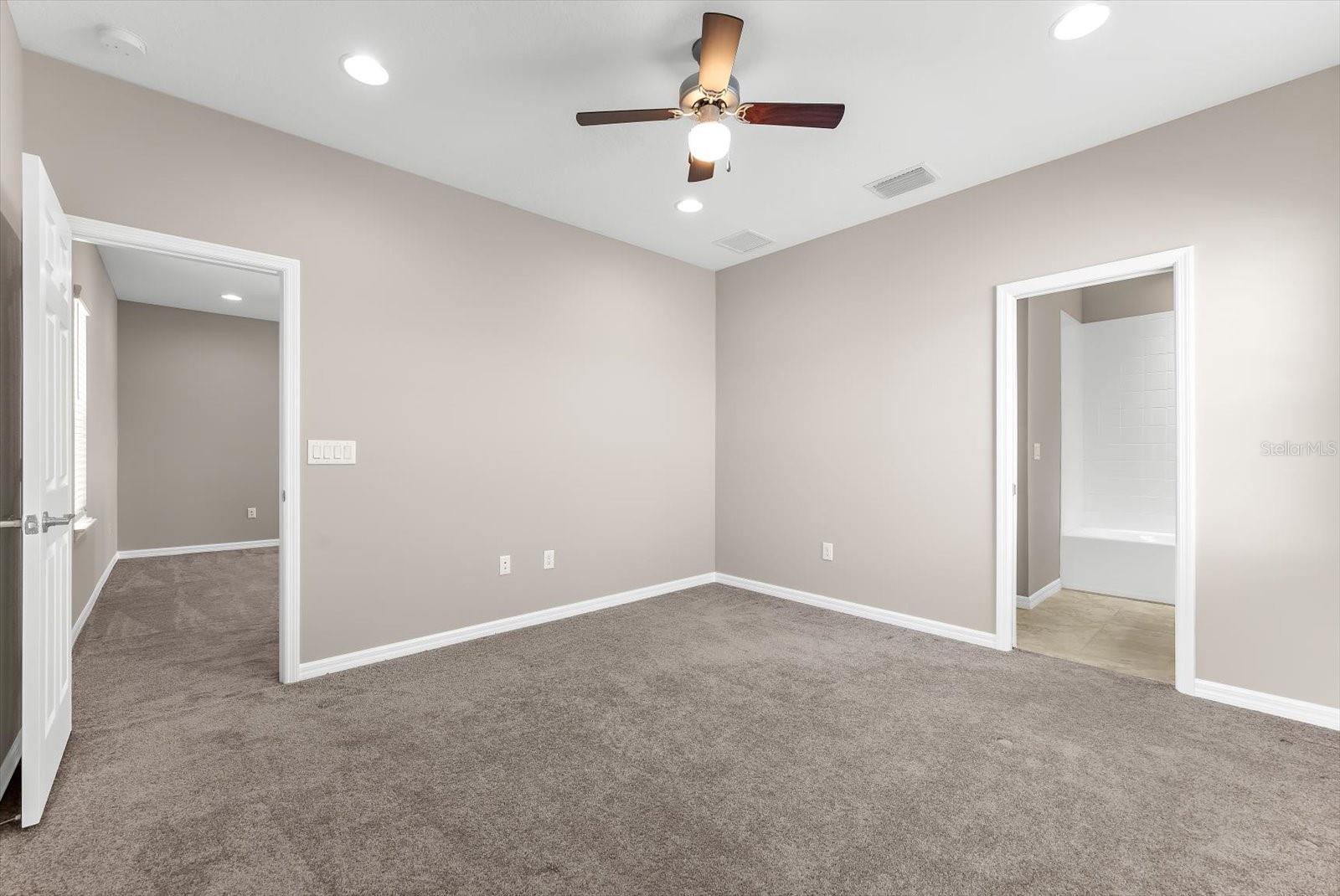5633 Maidenstone Way Property Photo 45