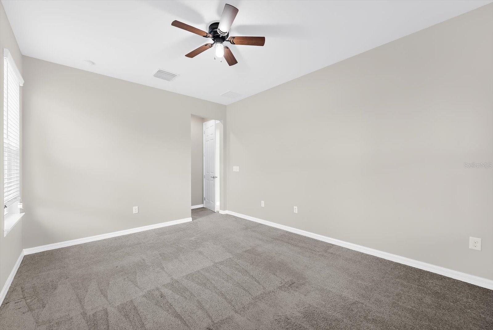 5633 Maidenstone Way Property Photo 54
