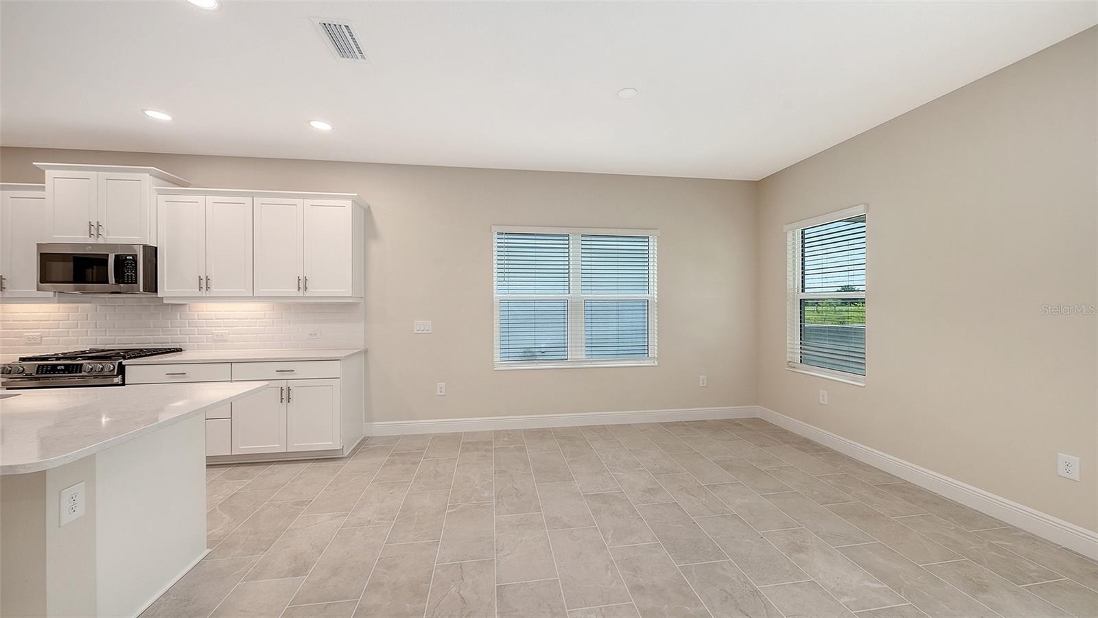 6547 Big Bayou Dr Property Photo 9