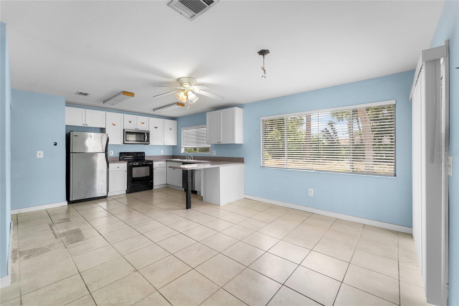 4577 Maraldo Ave Property Photo 4