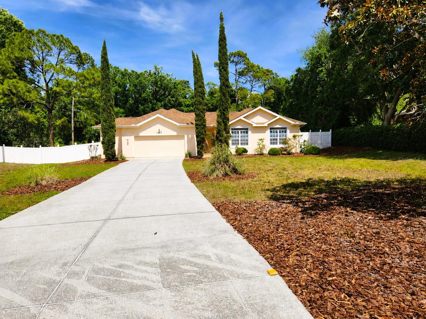 7517 Jomel Dr Property Photo 1