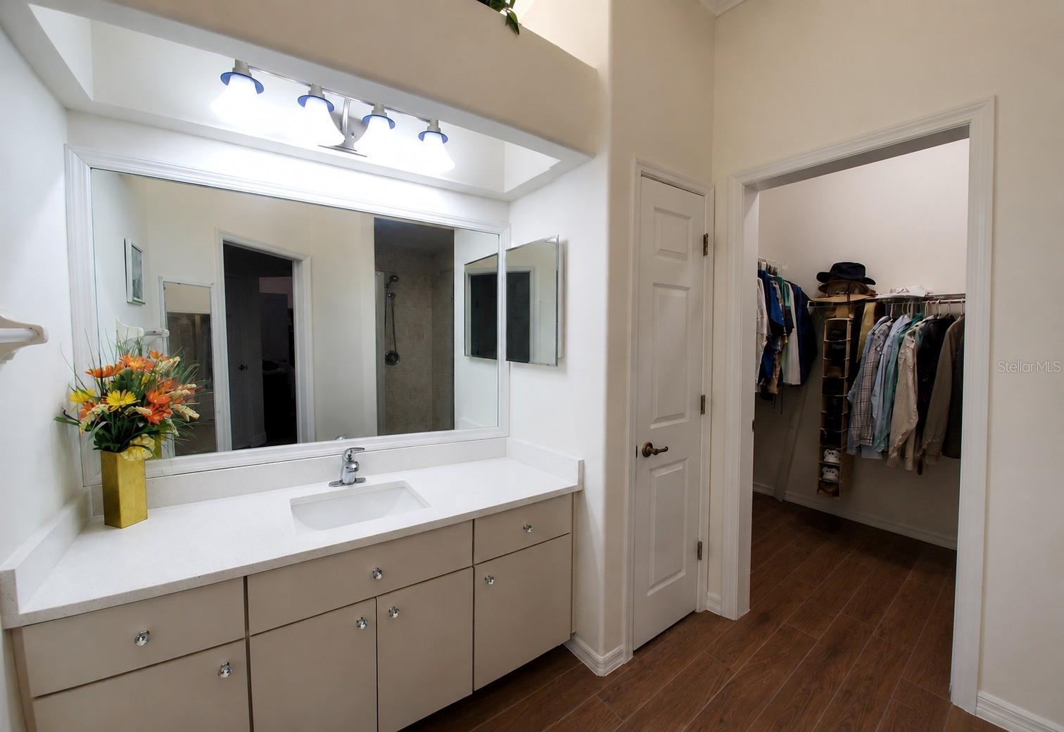 7517 Jomel Dr Property Photo 18